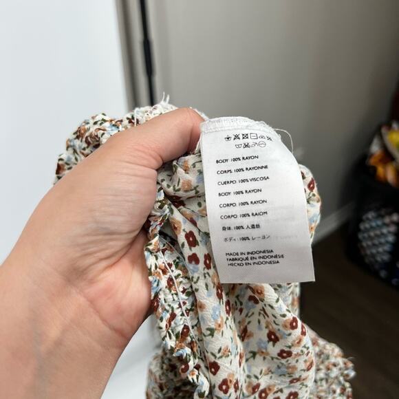 Faithfull the Brand Aurelia Floral Crop Top Ruched Waist - Picture 5 of 5